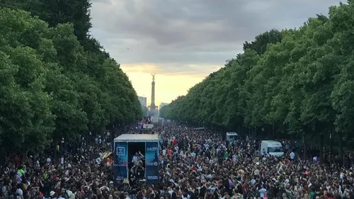Comeback réussi pour la mythique Love Parade de Berlin !