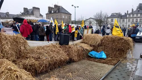 Les agriculteurs de plein air mobilisés pour leurs élevages 