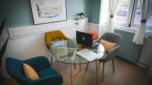 Pontivy : le "nouvel espace de la parole" inauguré à la gendarmerie 