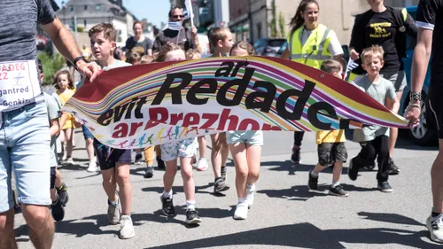 Ar Redadeg : l'édition 2024 de la course pour la langue bretonne va...