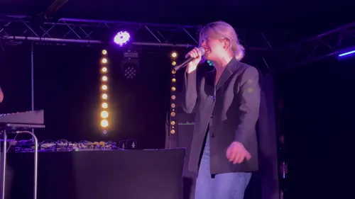 Zaho de Sagazan au Paris Radio Show