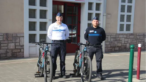 Saint-Girons : la police municipale équipée de VTT pour renforcer...