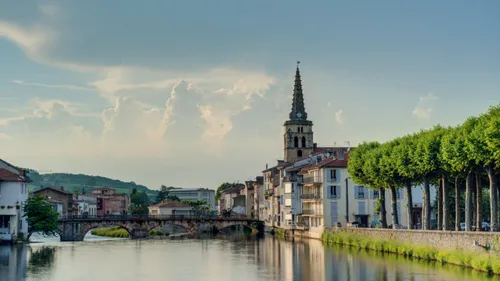 À Saint-Girons, la clientèle extérieure compense l’absence des locaux