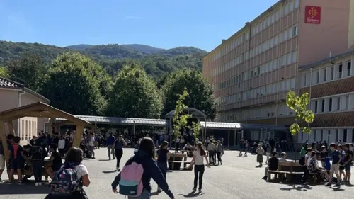 Une professeure agressée au lycée-collège du Couserans