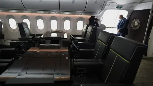 Mexique : l’avion présidentiel, gouffre financier, proposé à la...