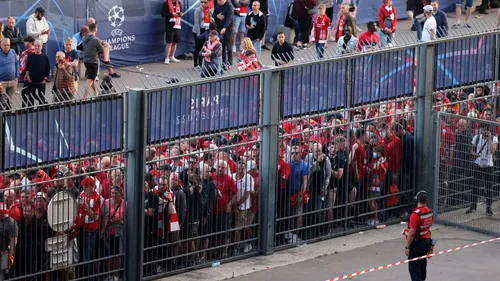 La police a demandé jeudi soir les vidéos du Stade de France, après...