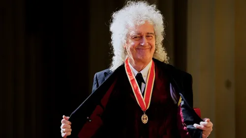 Brian May anobli par Charles III