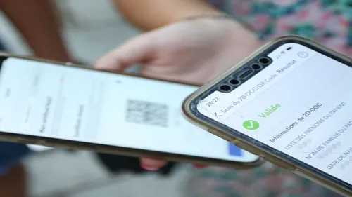 Le pass sanitaire obligatoire dans certains centres commerciaux à...