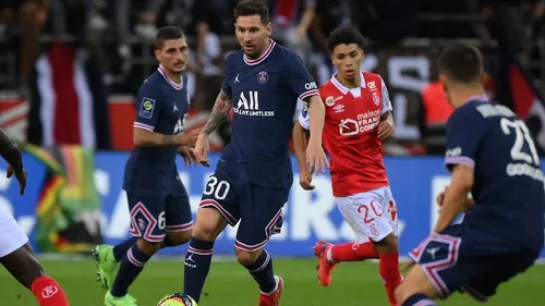 Messi au PSG : Twitter commente ses premières minutes de jeu 