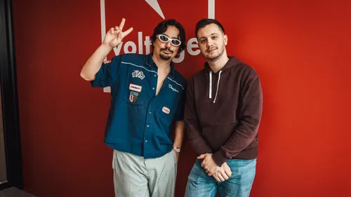 Upsilone est de retour dans le Warm Up !