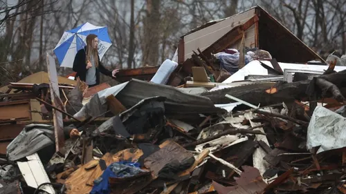 A l’abri d’une baignoire, deux bébés survivent à une tornade