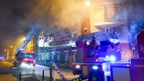 Incendie : des jeunes sauvent des habitants des flammes à...