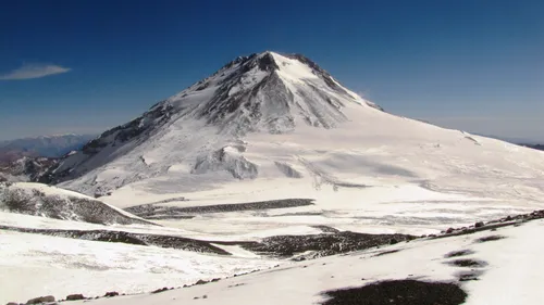 Argentine : deux soeurs retrouvent le sac de leur père alpiniste...