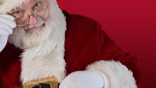 Sarthe : le bateau du père Noël au Mans