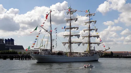 Un navire attendu à Bordeaux Fête le Vin victime d'un grave...