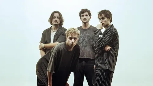 "One by One" : découvrez le nouveau single de Last Train !