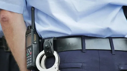 Oise : des parents d’élève maitrisent un homme armé d’un couteau 