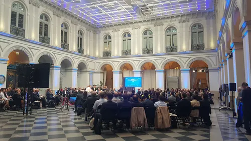 Bordeaux : une première édition du Sommet aéronautique et spatial