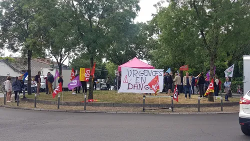Bordeaux : aux urgences, "on va se battre pour l'hôpital public"
