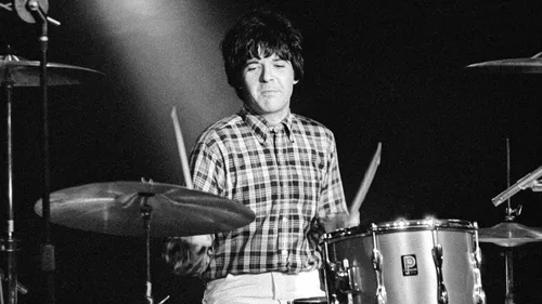 Le batteur de Blondie, Clem Burke, décède à l’âge de 70 ans