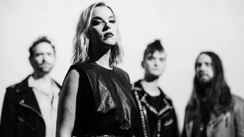 Halestorm : interview de Lzzy Hale à l’occasion de la sortie du...