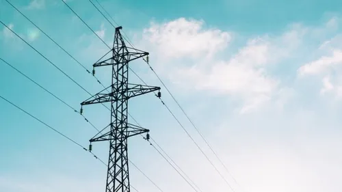 Loiret : près de 2000 foyers privés d’électricité à cause du vent