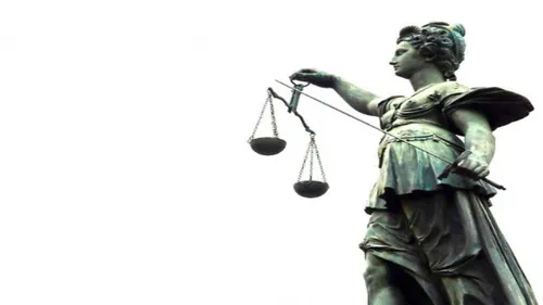 Le maire de La Riche Wilfried Schwartz devant la justice le 25...