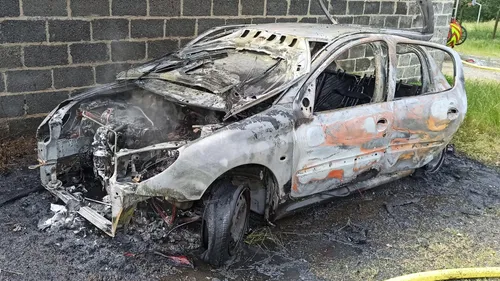 Incendies à Sainte-Gemmes-sur-Loire : la gendarmerie lance un appel...