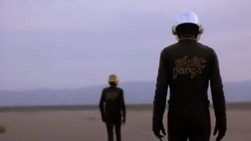 Deux ans jour pour jour après leur séparation, les Daft Punk...