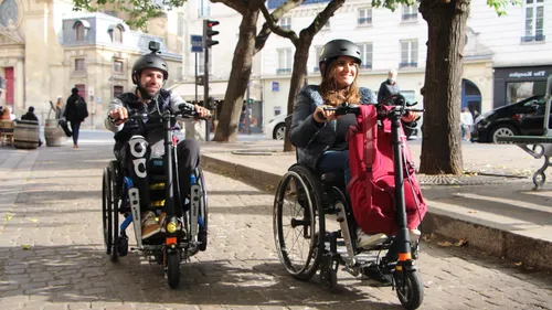Omni : un dispositif pour transformer un fauteuil roulant en...
