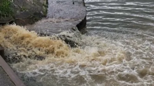 Des eaux usées déversées pendant des semaines dans la Seine