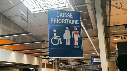 Handicap invisible : une Sarthoise créé un nouveau pictogramme