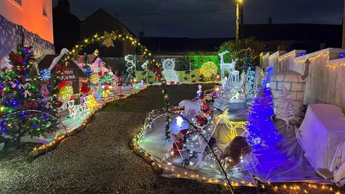 La magie de Noël s’invite dans le jardin d’un couple icaunais