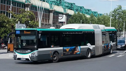Saint-Denis : les policiers ouvrent le feu… l’une des balles se...