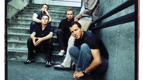 Pearl Jam replonge dans ses débuts avec un livre photo inédit