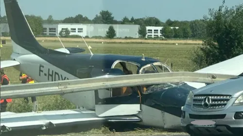 L’avion de tourisme termine sa course sur la francilienne !