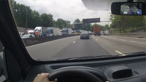Convoi de la liberté : ils veulent bloquer Paris contre les...
