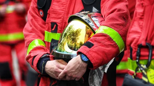 Incendie dans le tunnel de l’A6b : l’autoroute est coupée dans les...