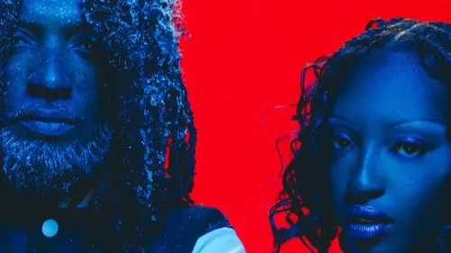 Soprano invite Ebony a chanter les inégalités sur son nouveau single