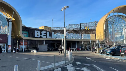 La vitrine du magasin se décroche : deux enfants blessés à Belle-Épine