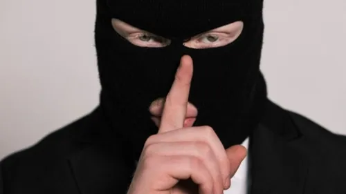 Kalash Criminel, les 10 ans de « R.A.S » se prolongent sur scène !