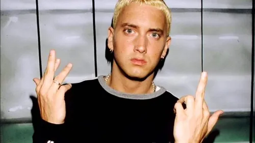 « The Death of Slim Shady » : un journal américain publie la...