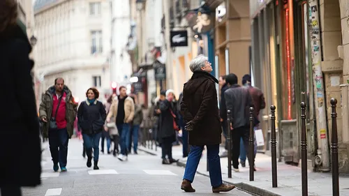 Anne Hidalgo confirme la zone à trafic limité pour début 2024 dans...