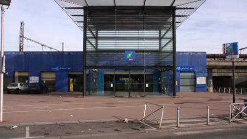 Seine-et-Marne : un ado grièvement blessé au couteau dans une rixe