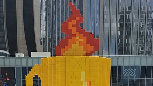 League of Defense : défiez vos collègues pour la bonne cause