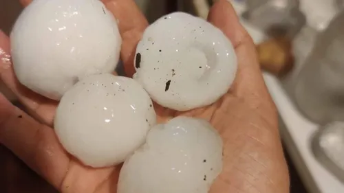 « Des grêlons de la taille d’une balle de golf » : gros dégâts...