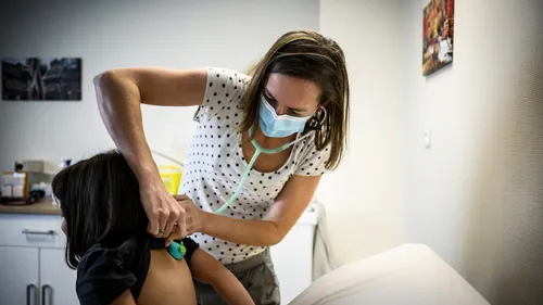 Grippe, Covid et Bronchiolite : SOS Médecins déborde avec la grève...