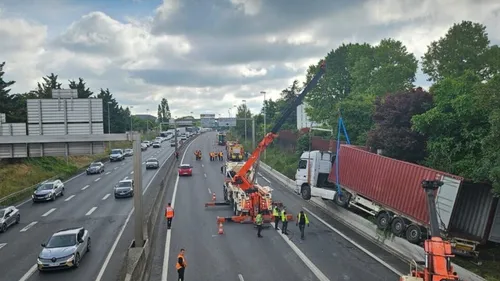 La Francilienne coupée après un accident de PL