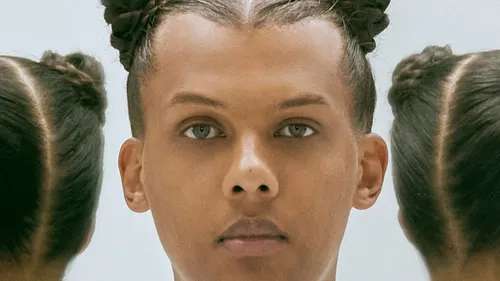 « Que ce soit clair » : Stromae dévoile un nouveau morceau