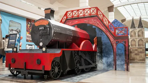 Bordeaux Métropole : deux centres commerciaux célèbrent Harry...